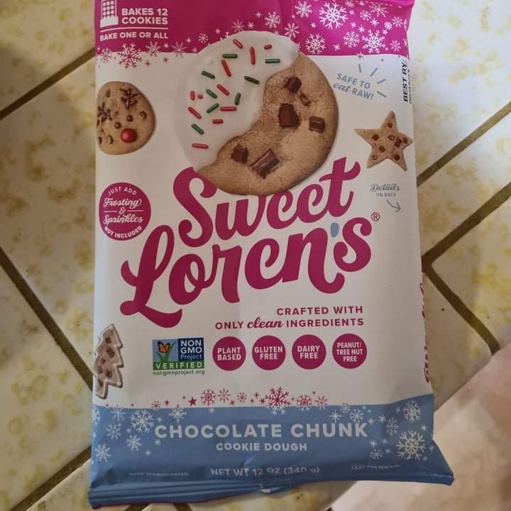 photo of Sweet Loren's chocolate chunck cookies shared by @sofihuasteca on  09 Mar 2023 - review