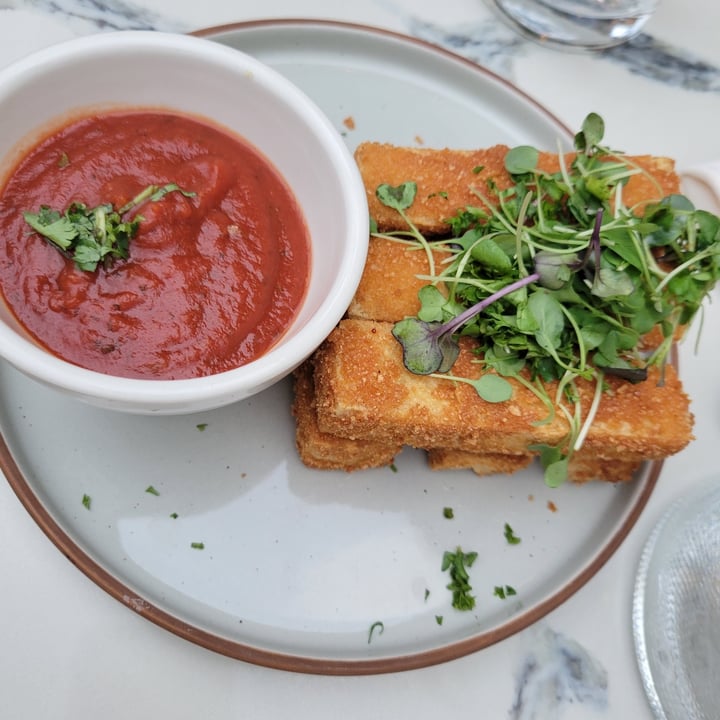 photo of The Ginger Mule Cheesy tofu sticks shared by @fleurdelisftw on  27 Apr 2023 - review