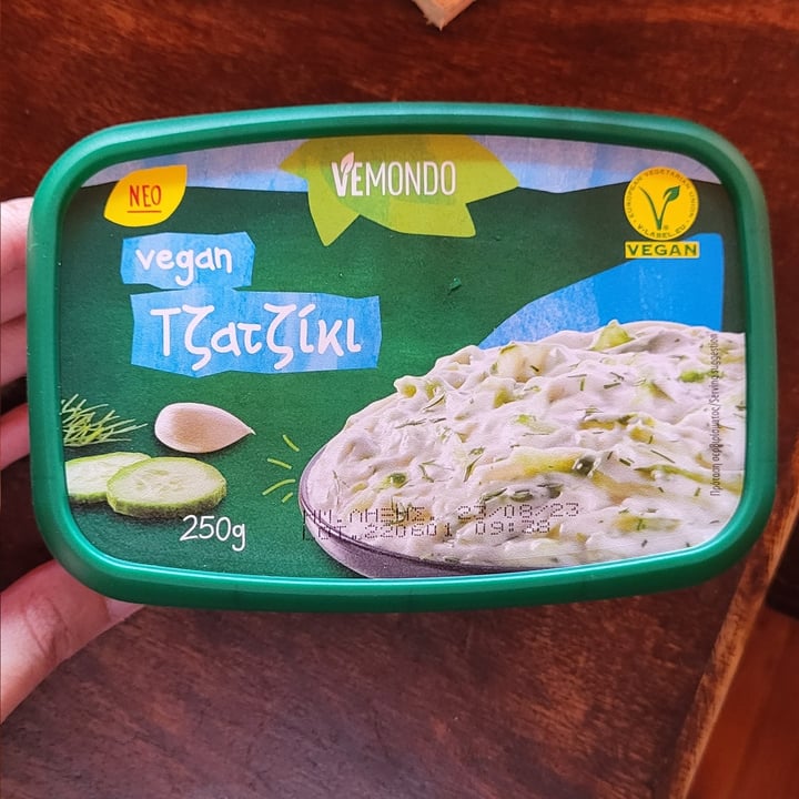 photo of Vemondo tzatziki shared by @cheep on  09 Jul 2023 - review