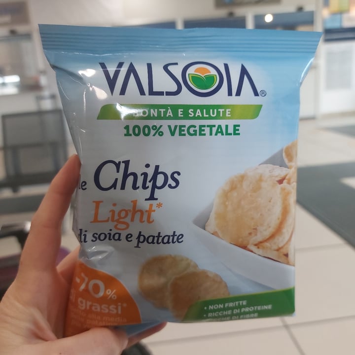 photo of Valsoia Le chips light di soia e patate shared by @luvgreen on  06 Mar 2023 - review