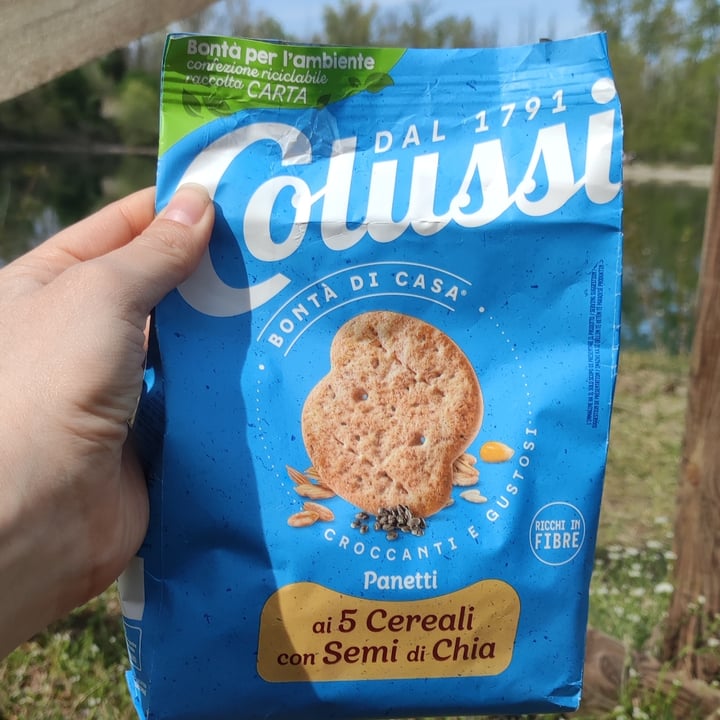 photo of Colussi Panetti Ai 5 Cereali Con Semi Di Chia shared by @viveregreenn on  10 Apr 2023 - review