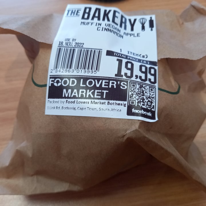 photo of Food Lover’s Market Apple & Cinnamon Muffin shared by @colleenc on  23 Dec 2022 - review
