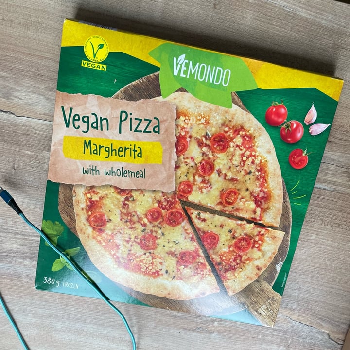 photo of Vemondo Margherita Pizza wholemeal flour shared by @v-gan on  04 Feb 2023 - review