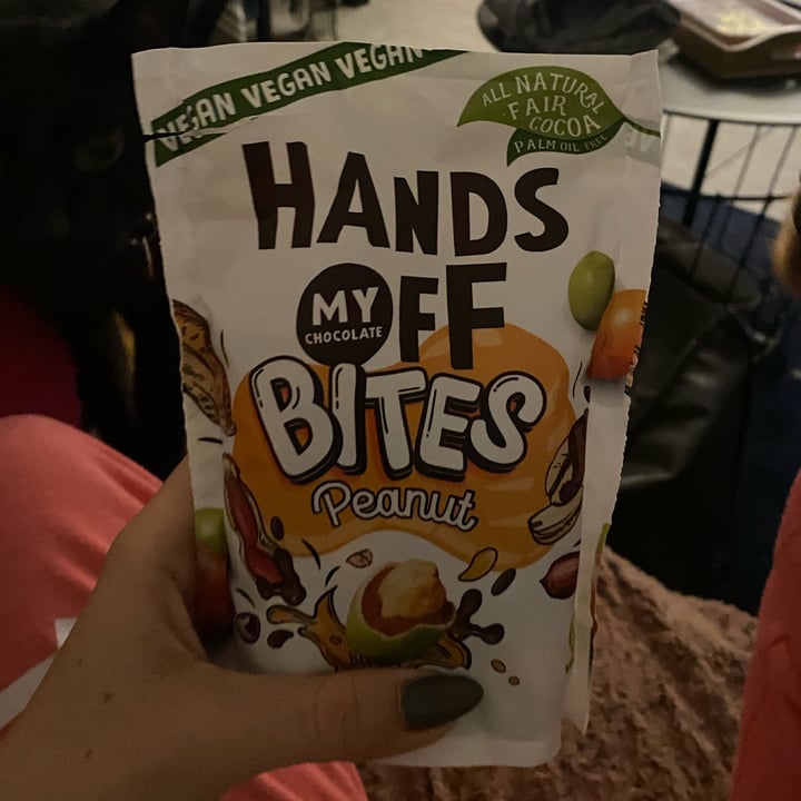 photo of Hands off peanut bites shared by @natiiebouzie on  02 Feb 2023 - review