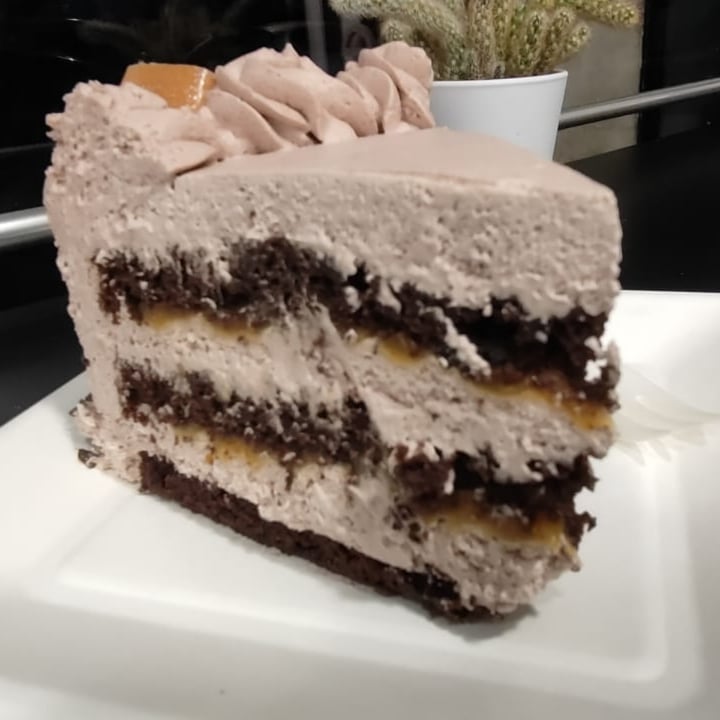 photo of Radagast Vegan Bakery Torta cioccolato e caramello salato shared by @kiaralane on  27 Jan 2023 - review