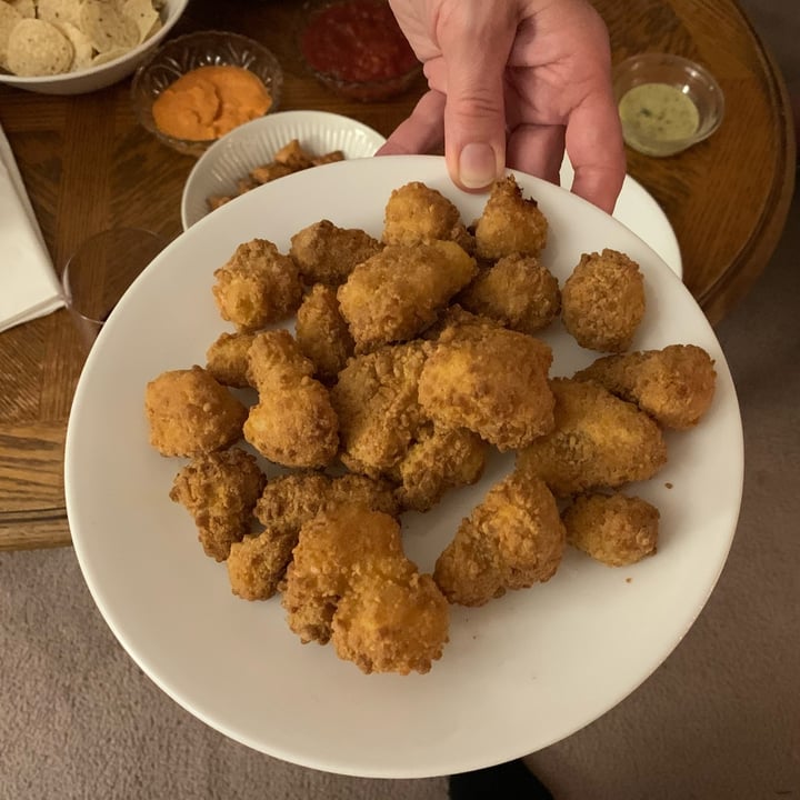 photo of Wholly veggie Buffalo Cauliflower Wings shared by @louisg on  01 Jan 2023 - review