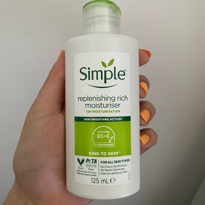 photo of Simple Replenishing Rich Moisturizer shared by @appleappleamanda on  16 Jun 2023 - review