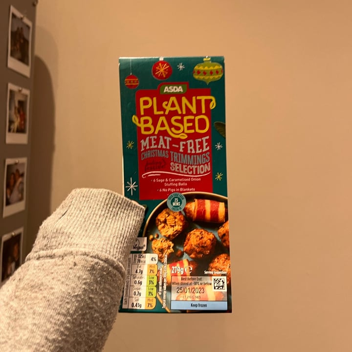 photo of Asda Plant Based  christmas trimmings selection shared by @catcookx on  05 Jan 2023 - review