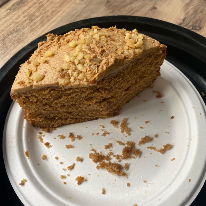 photo of Bosh! Nutty Americano Cake shared by @magicdragon67 on  17 May 2023 - review