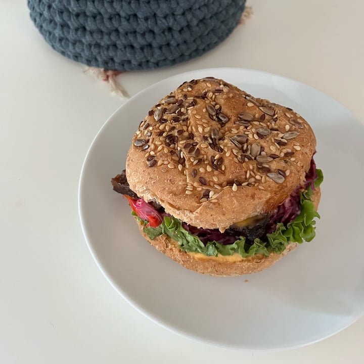 photo of The Fussy Vegan Seitan Rib Burger shared by @jessamygraham on  08 Apr 2023 - review