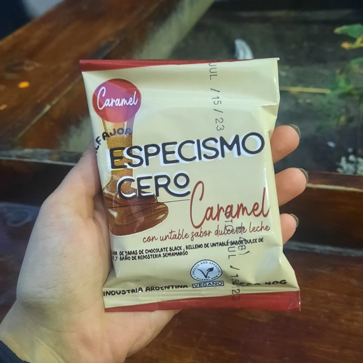 photo of especismo cero alfajor de caramelo shared by @marleneriolo on  02 Apr 2023 - review
