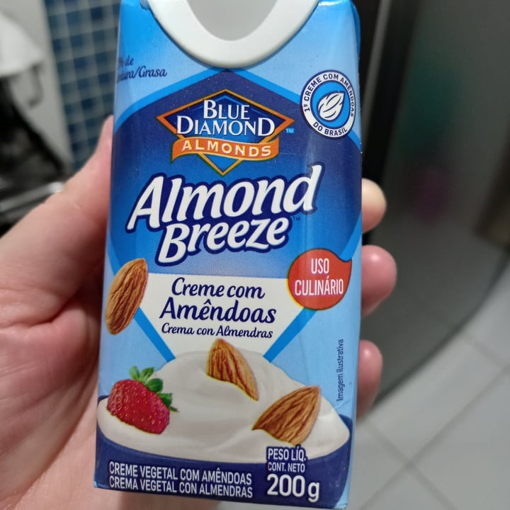 photo of Almond Breeze crema de leche de almendraa shared by @meiremendonca on  18 Apr 2023 - review