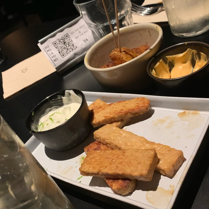 photo of Lom Dopolavoro Aperitivo misto vegan shared by @pandy on  07 May 2023 - review