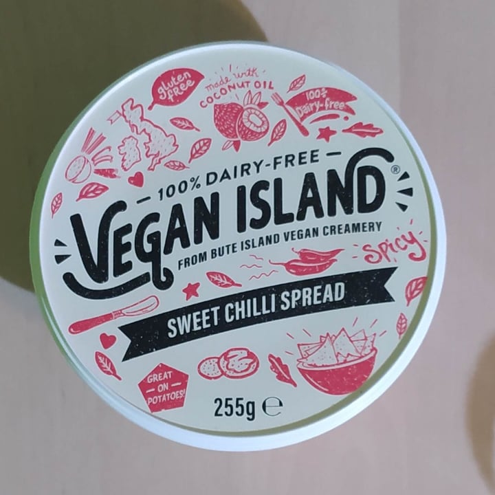 photo of Vegan island Dairy Free Spread sweet chili shared by @lalla2527 on  05 Aug 2023 - review