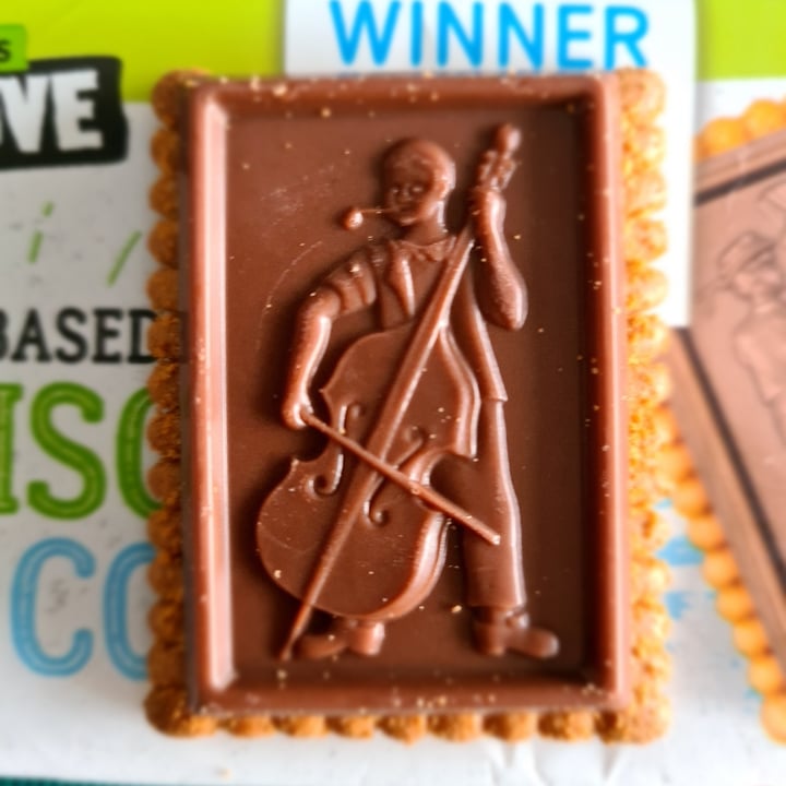 photo of Migros V-Love petit biscuits choco shared by @daneel93 on  16 May 2023 - review