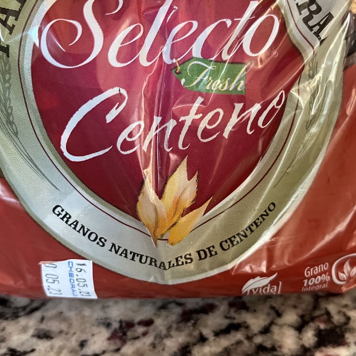 photo of Chedraui Pan De centeno shared by @makintouch on  31 May 2023 - review