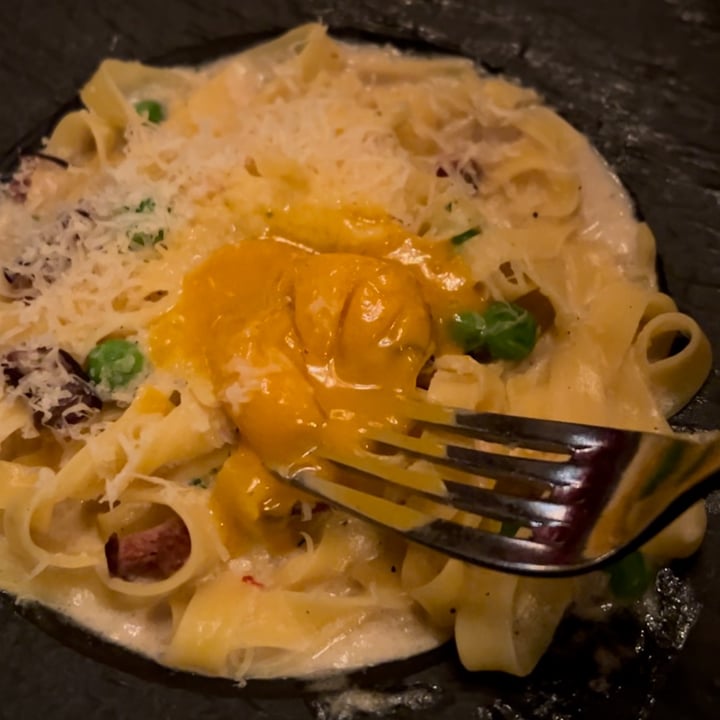 photo of Crossroads Kitchen Spaghetti Carbonara shared by @marycolettenatasha on  14 Feb 2023 - review
