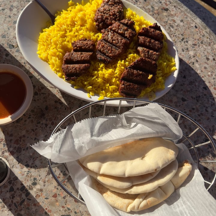 Pita Inn Mundelein, United States Impossible Kefta Kabob Entree Review