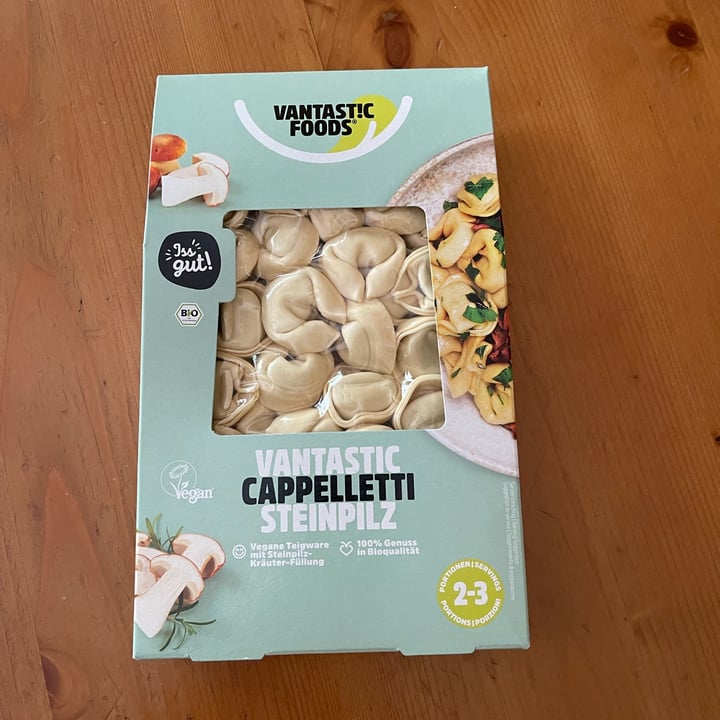 photo of Vantastic Foods cappelletti ai funghi shared by @imjustsabri on  30 Apr 2023 - review