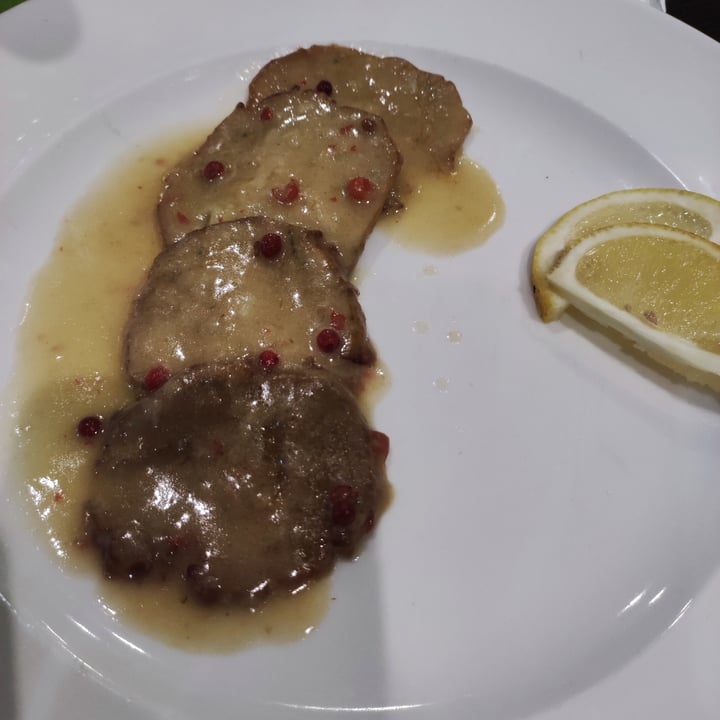 photo of Piperita Scaloppine di seitan al limone shared by @valemac on  26 Mar 2023 - review