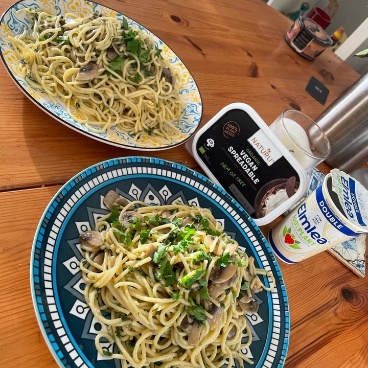 photo of Elmlea Double Cream shared by @jaimediaz on  27 Mar 2023 - review