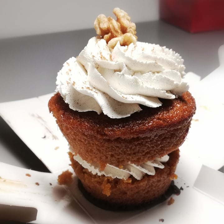 photo of chök - Valencia Muffin Vegano Carrotcake shared by @lauraiba on  24 Jan 2023 - review
