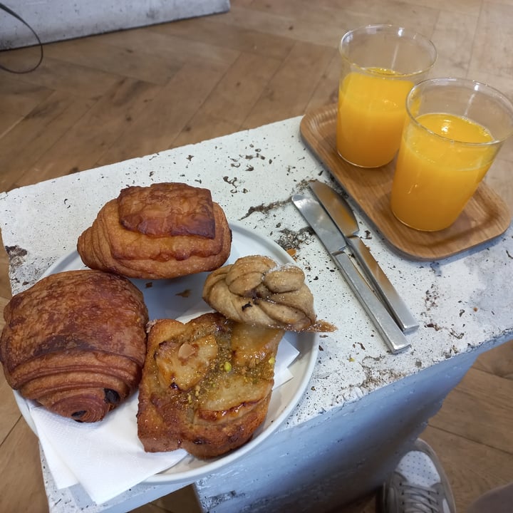 photo of SAINT-JEAN Amsterdam Pastries shared by @theotter on  06 Aug 2023 - review