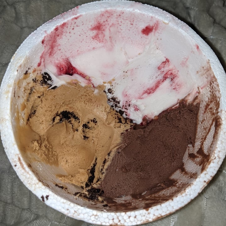 photo of Ainara Helados Veganos (Delivery and Take away) Chocolate Ainara shared by @garbanz0 on  24 Jan 2023 - review