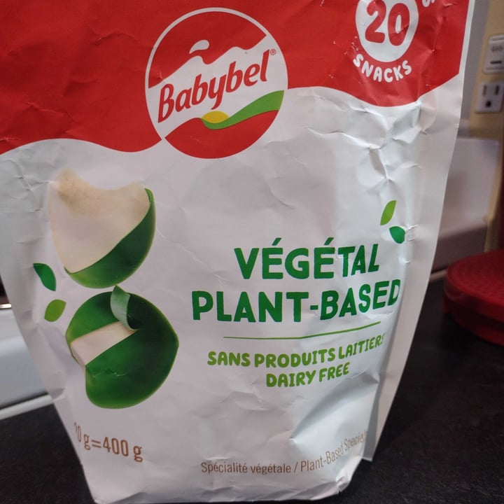 photo of Babybel Plant-Based Plant-Based Cheese Alternative  shared by @marie-marguerite on  14 Apr 2023 - review