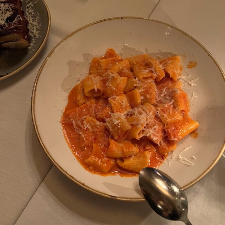 photo of Crossroads Kitchen Rigatoni shared by @pvxo on  19 May 2023 - review