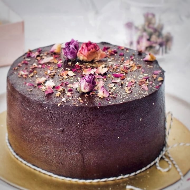 photo of Róa Midnight™ Grand Chocolate Cake shared by @dj2 on  30 Nov 2022 - review