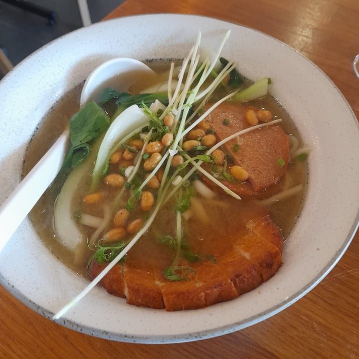photo of Vegebowl Paris "Pork" Ramen shared by @alice50 on  14 Aug 2023 - review