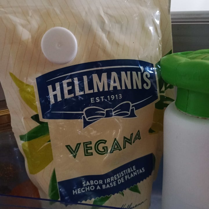 photo of Hellmann’s hellmanns maionese vegana shared by @ana108 on  19 Mar 2023 - review