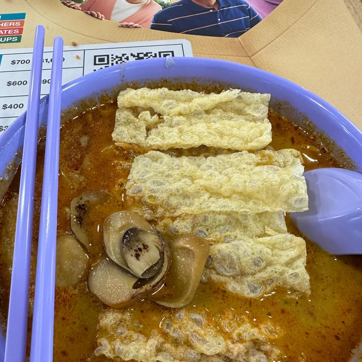 photo of Shu Vegetarian Curry Laksa shared by @cslin90 on  02 Jan 2023 - review