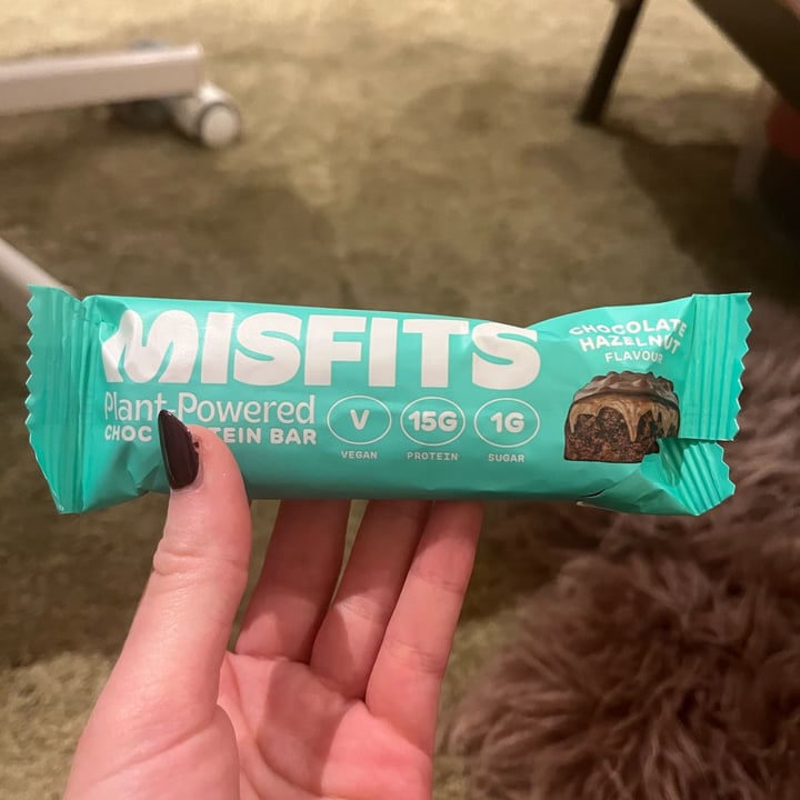 photo of Misfits Plant Based Chocolate Hazelnut shared by @eviec on  27 Dec 2022 - review