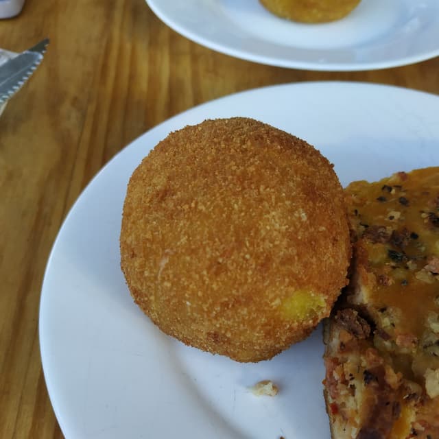 Photo of the dish “bolinha de queijo”