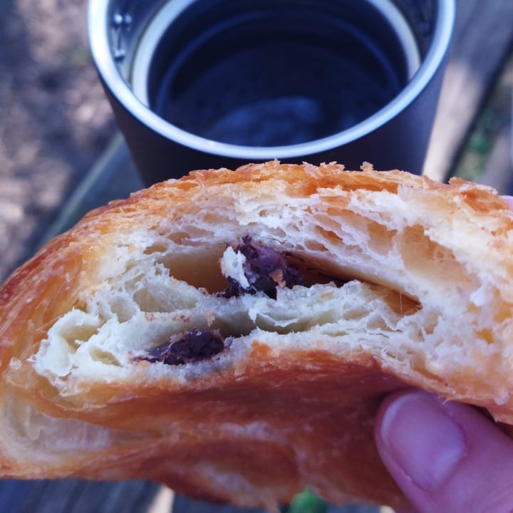 photo of To Live For Bakery & Cafe Pain au Chocolat shared by @aureinwonderland on  06 May 2023 - review