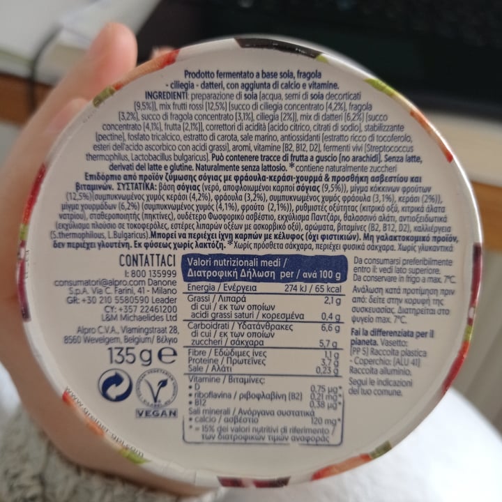 photo of Alpro Alpro soia frutti rossi e datteri shared by @floyellow on  21 Mar 2023 - review