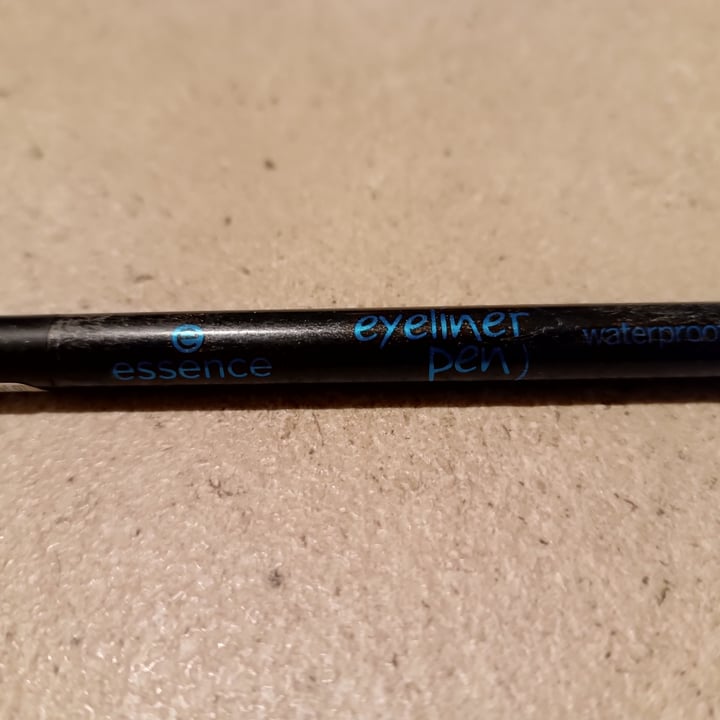 photo of Essence Cosmetics Eyeliner pen waterproof shared by @roscia on  17 Mar 2023 - review