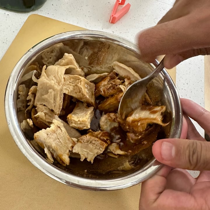 photo of The Vegetarian Butcher Chickened Out Chunks shared by @dafnelately on  20 May 2023 - review