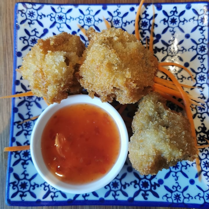 photo of Aiko Sushi (old Active Sushi On Bree) Mushroom Tempura shared by @therush on  15 Feb 2023 - review