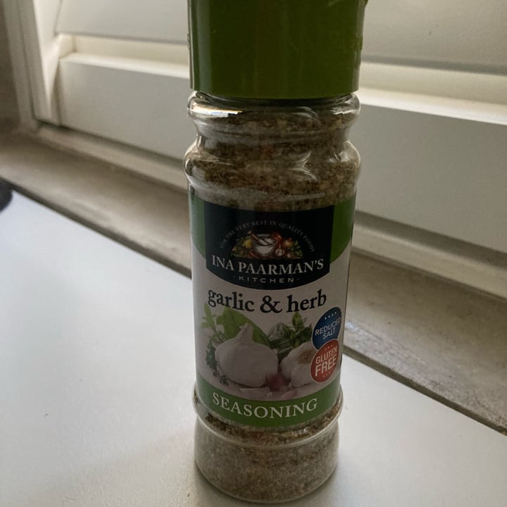 photo of Ina Paarman’s Kitchen Garlic & Herb Seasoning shared by @ctfloof on  05 May 2023 - review