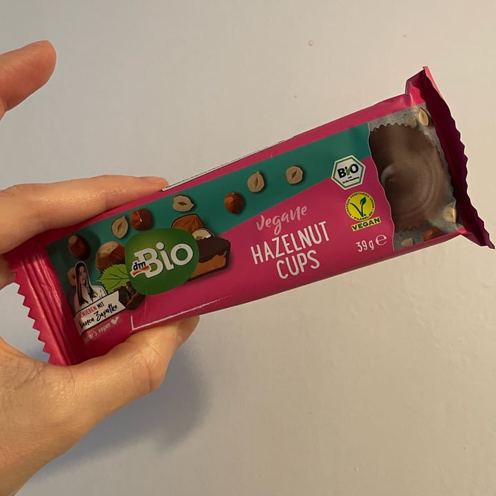 photo of dmBio Vegane hazelnut cups shared by @fbradaschia on  13 May 2023 - review