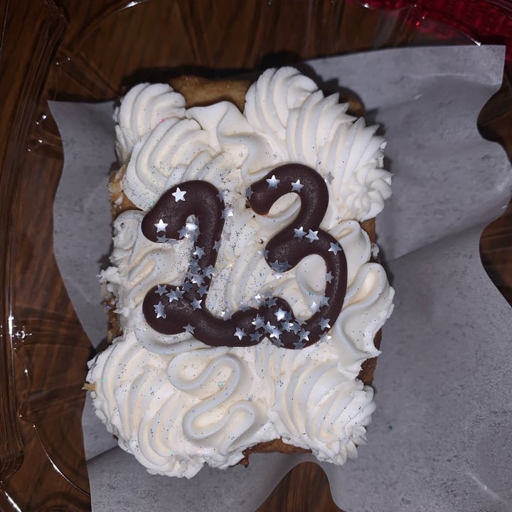 photo of The Coffee Factory Vegan GF New Years Cake shared by @thatveganj on  02 Jan 2023 - review