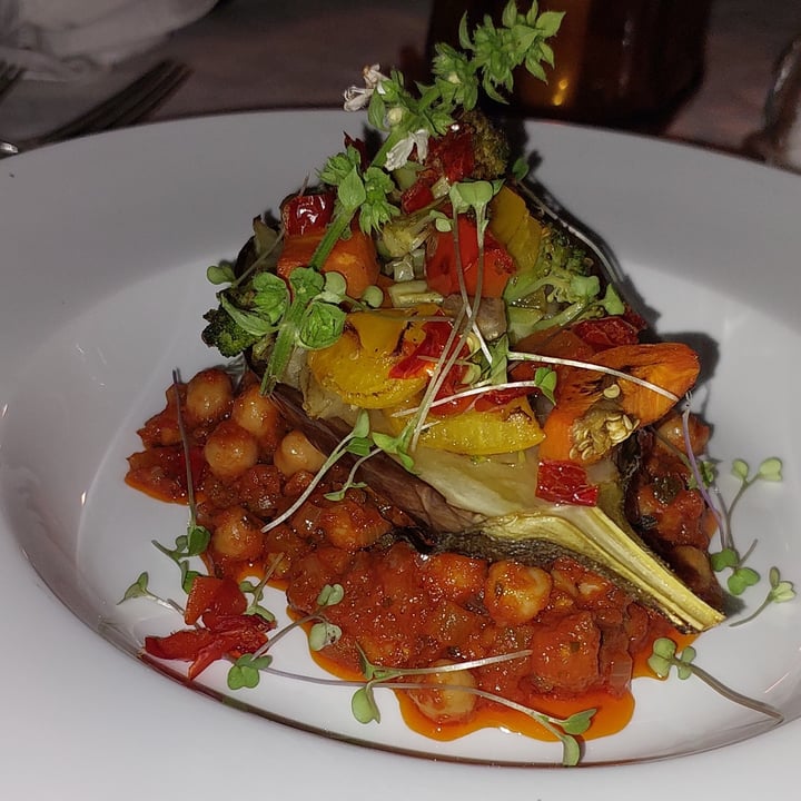 photo of Camp Figtree Stuffed Brinjal With Chickpeas shared by @lunascorner on  20 Feb 2023 - review