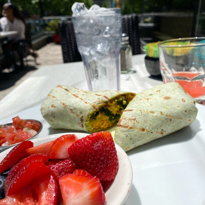 photo of Busboys and Poets, Baltimore Vegan “egg” Wrap shared by @sophieweiner on  21 Dec 2022 - review