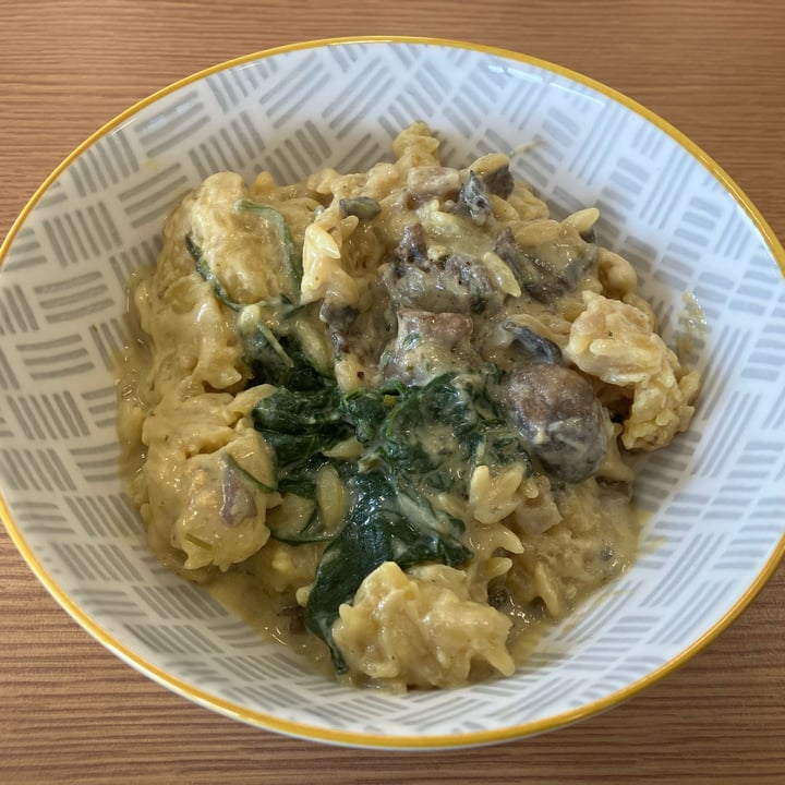 photo of Allplants Truffle mushroom orzo shared by @angelavasiliu on  26 Apr 2023 - review