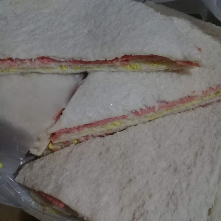 photo of Postres veganos adrogue Sandwich de miga shared by @victoria-vicky on  24 Dec 2022 - review