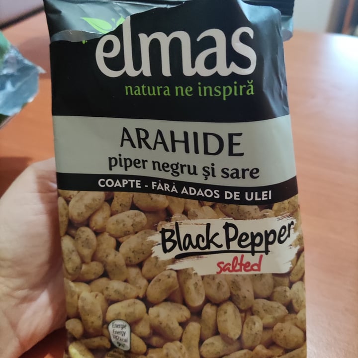 photo of Elmas Black Pepper Salted Peanuts shared by @goe on  06 Jun 2023 - review