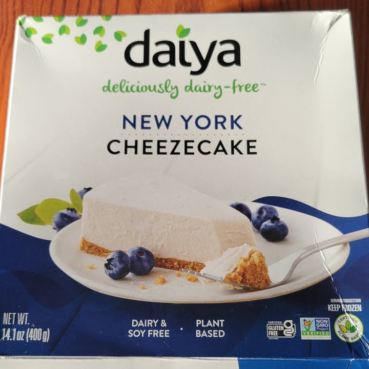 photo of Daiya New York Cheezecake shared by @bethanykenyon on  13 Apr 2023 - review